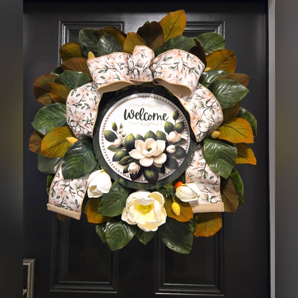 NWT Magnolia Welcome Wreath with Bow